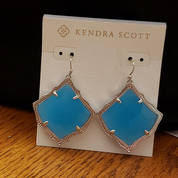 Kendra Scott Jewelry - New Kendra Scott Kirsten Earrings